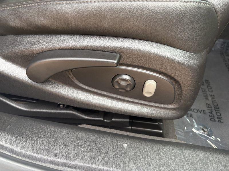 Chevrolet Impala 4dr Sdn LT w/1LT 2014