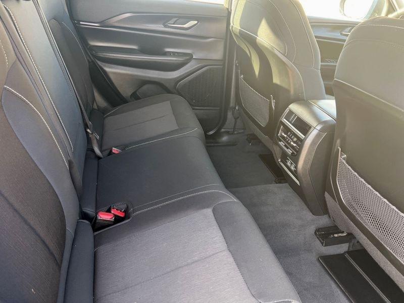 Jeep Grand Cherokee Laredo 4x4 2023