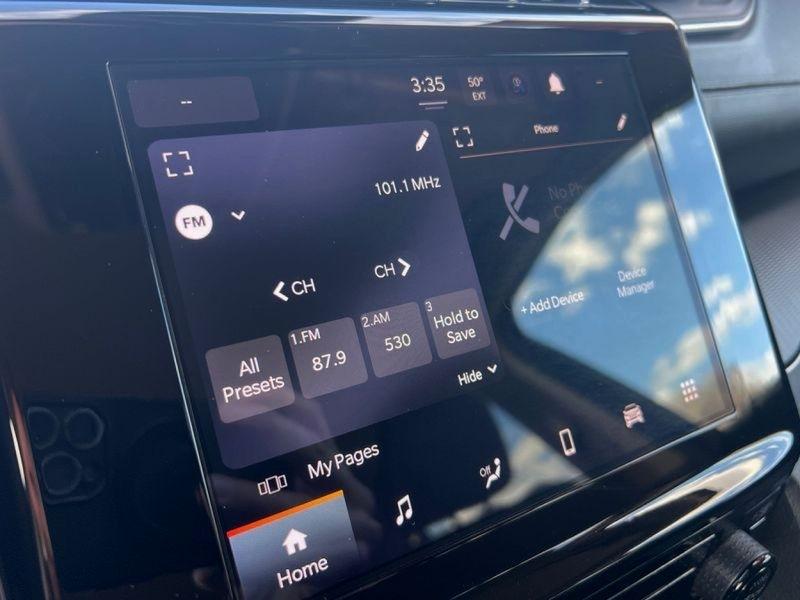 Jeep Grand Cherokee Laredo 4x4 2023