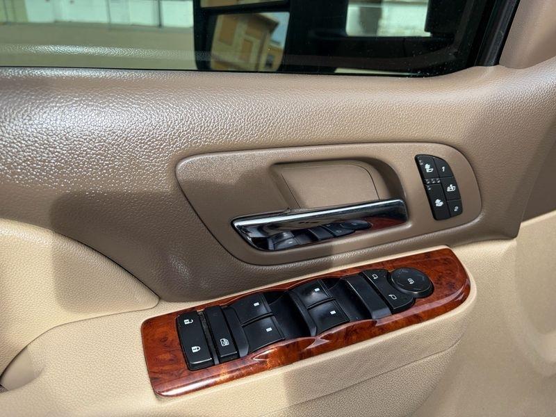 GMC Sierra 3500HD 4WD Crew Cab 167.7" SLT 2013