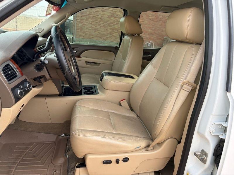 GMC Sierra 3500HD 4WD Crew Cab 167.7" SLT 2013