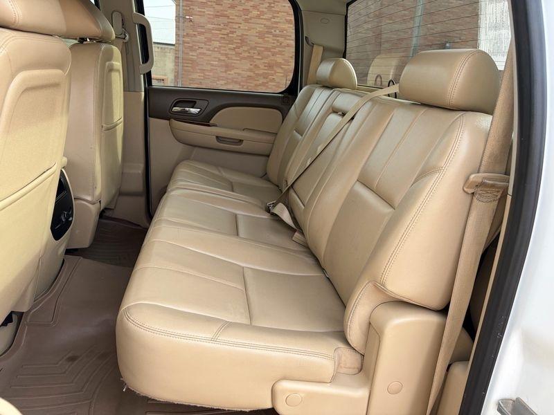 GMC Sierra 3500HD 4WD Crew Cab 167.7" SLT 2013