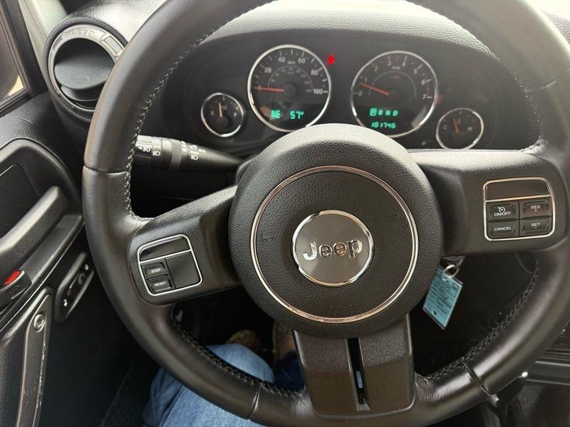 Jeep Wrangler Unlimited 4WD 4dr Sport 2011