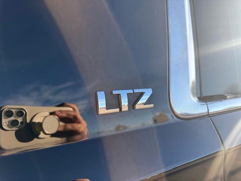 Chevrolet Suburban 4WD 4dr LTZ 2015