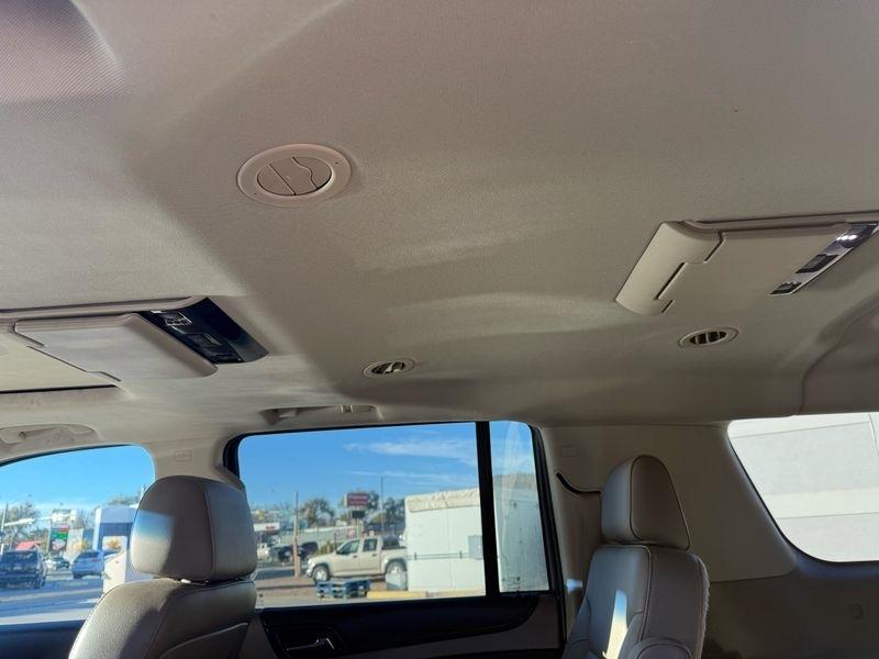 Chevrolet Suburban 4WD 4dr LTZ 2015