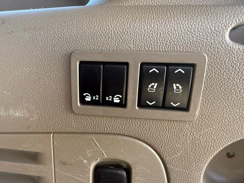 Chevrolet Suburban 4WD 4dr LTZ 2015