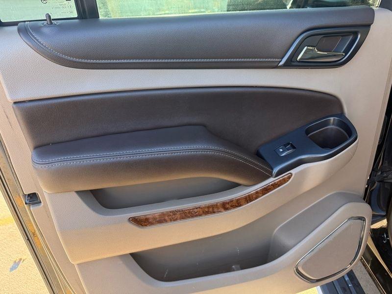 Chevrolet Suburban 4WD 4dr LTZ 2015