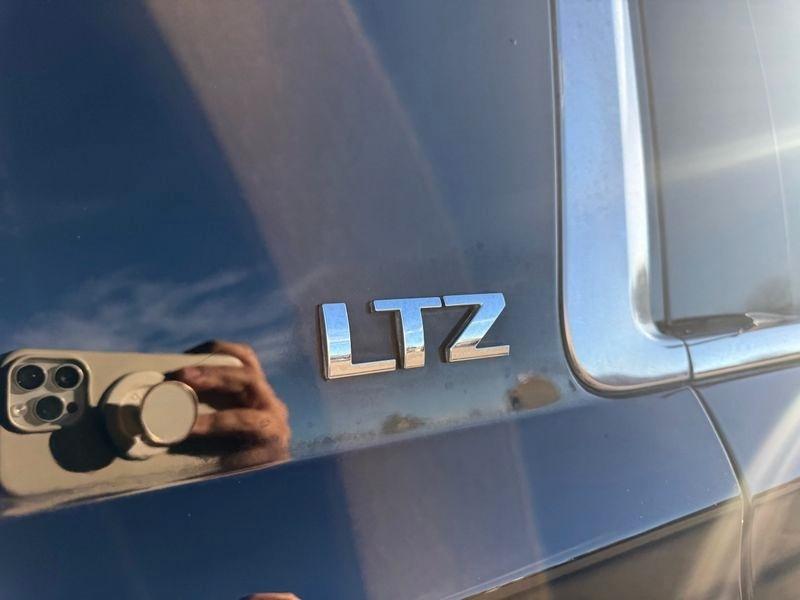 Chevrolet Suburban 4WD 4dr LTZ 2015