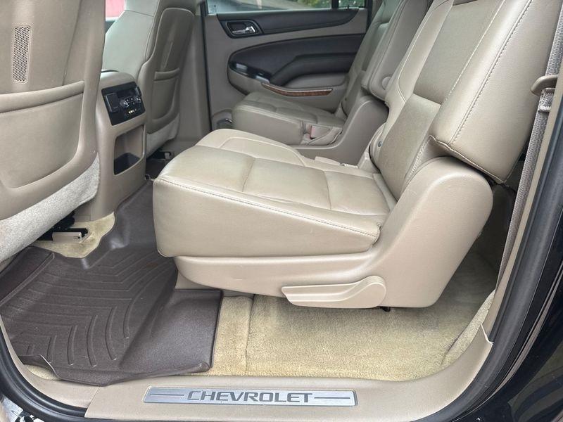 2015 Chevrolet Suburban LTZ - Photo 16