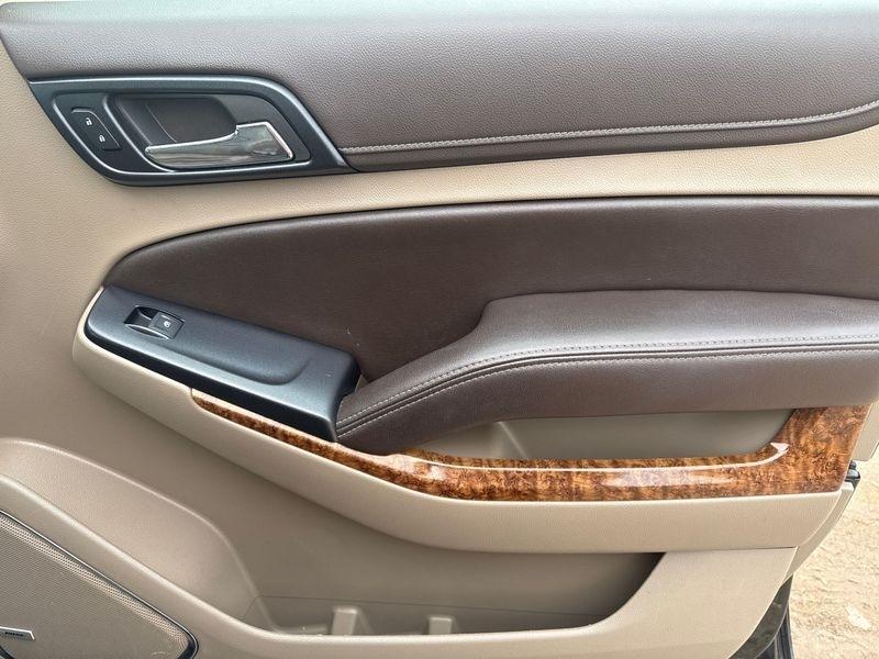 2015 Chevrolet Suburban LTZ - Photo 21
