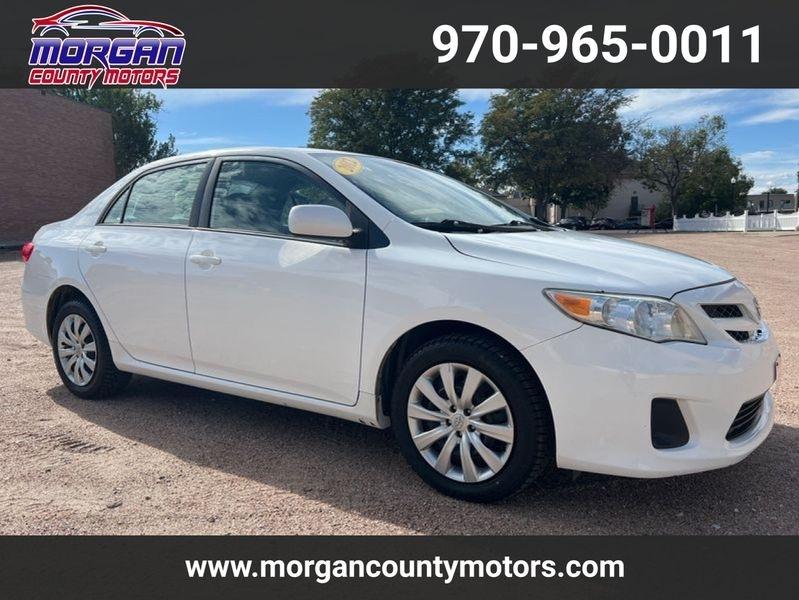 Toyota Corolla 4dr Sdn Auto LE (Natl) 2012