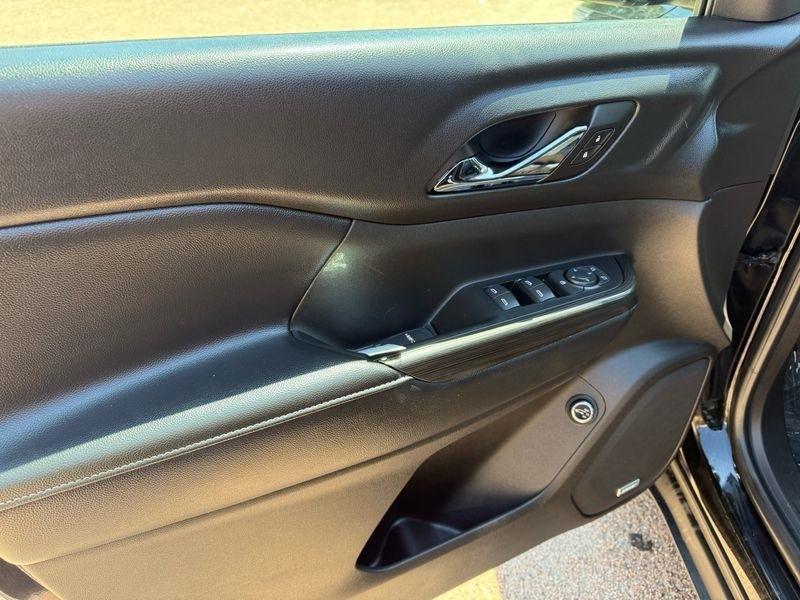 GMC Acadia AWD 4dr SLT w/SLT-1 2017