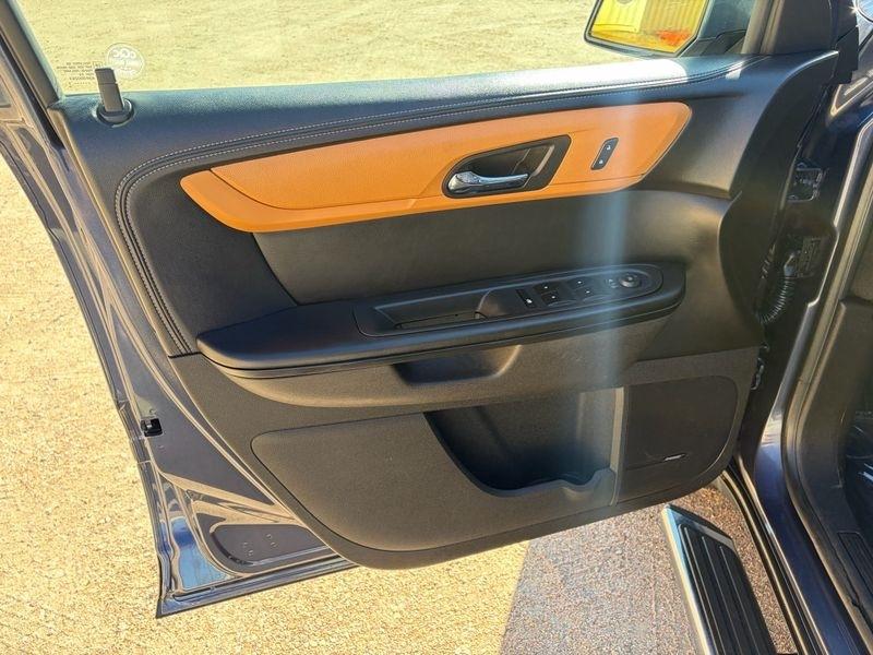 Chevrolet Traverse AWD 4dr LT w/2LT 2013