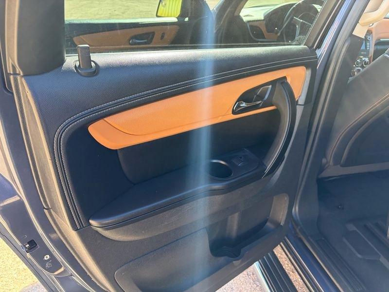 Chevrolet Traverse AWD 4dr LT w/2LT 2013