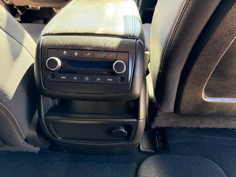 Chevrolet Traverse AWD 4dr LT w/2LT 2013