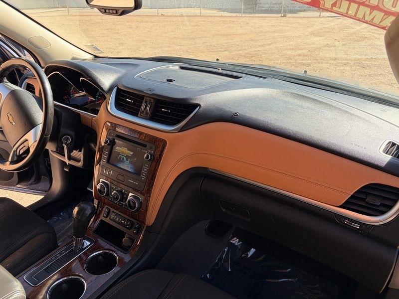 Chevrolet Traverse AWD 4dr LT w/2LT 2013