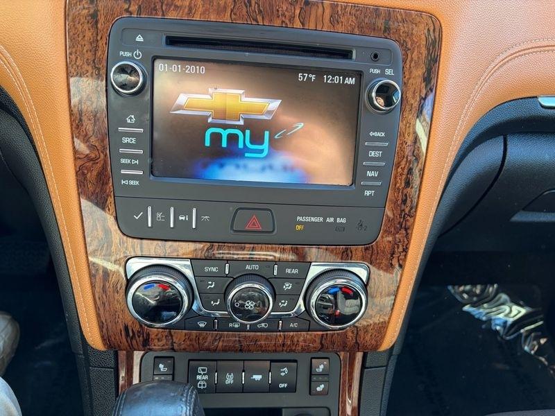 Chevrolet Traverse AWD 4dr LT w/2LT 2013