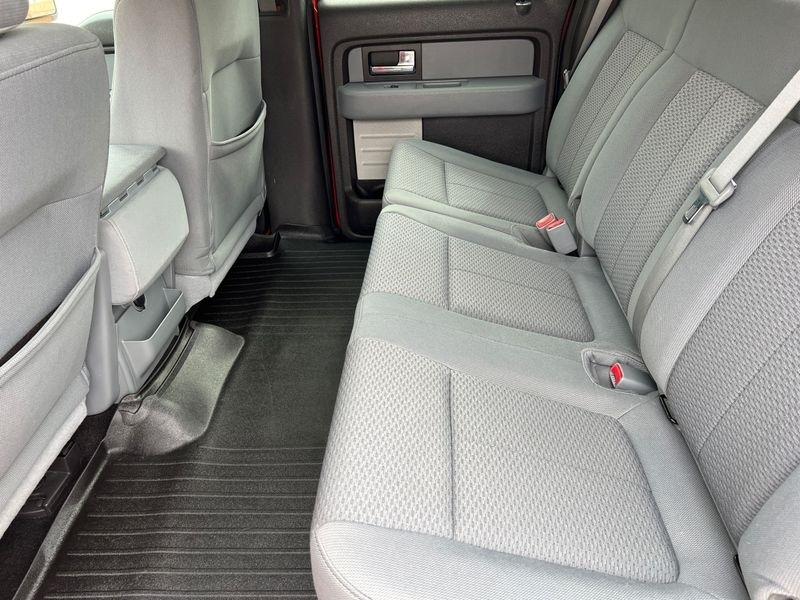 Ford F-150 4WD SuperCrew 145" Platinum 2012