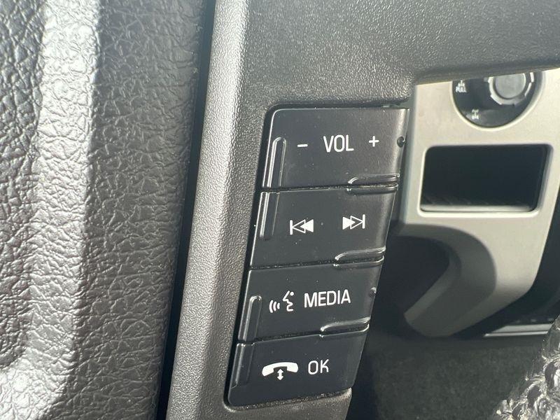 Ford F-150 4WD SuperCrew 145" Platinum 2012