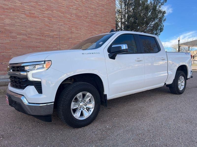 Chevrolet Silverado 1500 4WD Crew Cab 147" LT w/1LT 2023