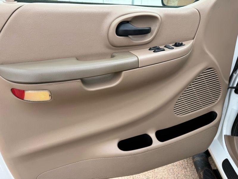 Ford F-150 Supercab 139" 4WD Lariat 1999