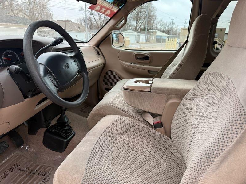 Ford F-150 Supercab 139" 4WD Lariat 1999