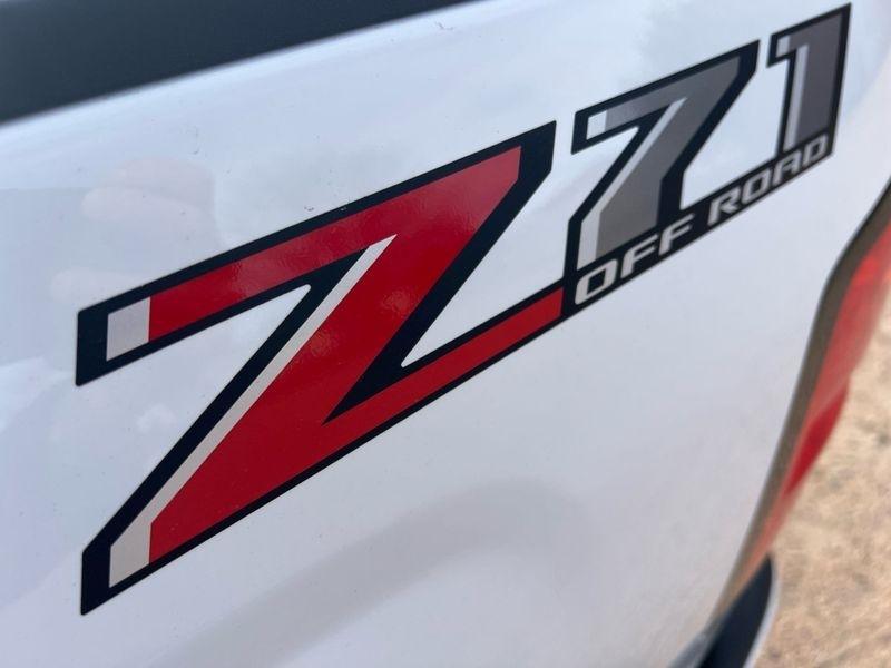 Chevrolet Silverado 1500 4WD Crew Cab 143.5" LT w/2LT 2018