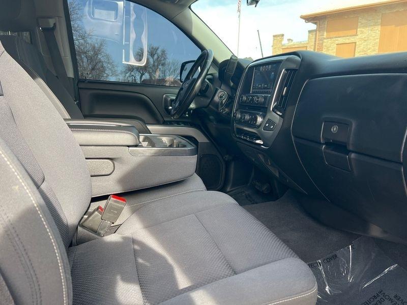 Chevrolet Silverado 1500 4WD Crew Cab 143.5" LT w/2LT 2018