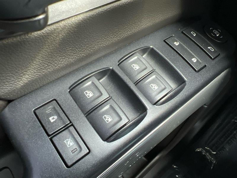 Chevrolet Silverado 1500 4WD Crew Cab 143.5" LT w/2LT 2018