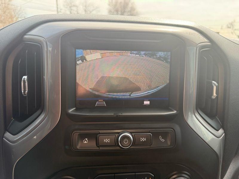 Chevrolet Silverado 1500 4WD Crew Cab 147" Custom Trail Boss 2021