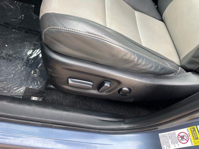 Toyota RAV4 AWD 4dr Limited (Natl) 2014