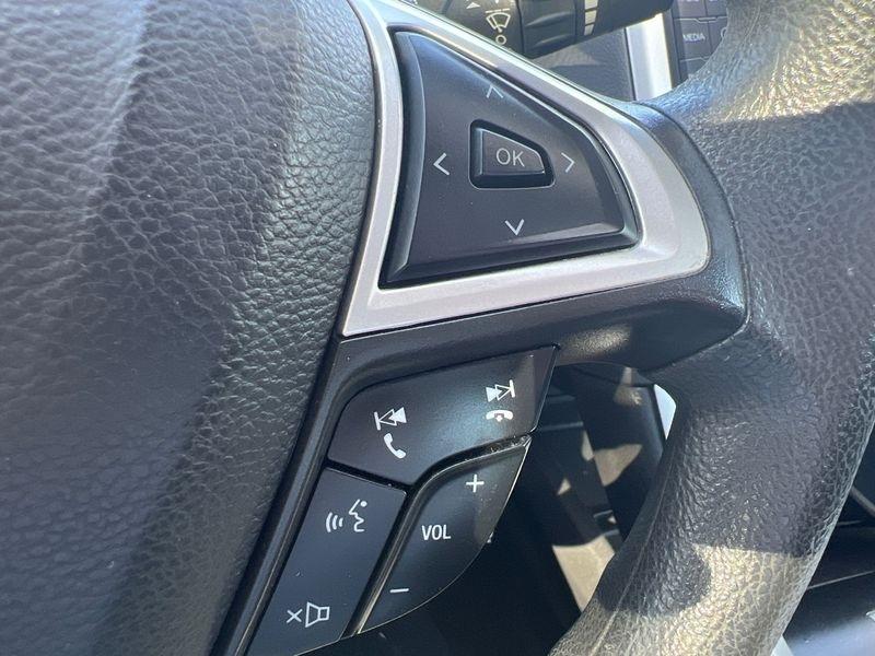 Ford Fusion 4dr Sdn SE FWD 2015