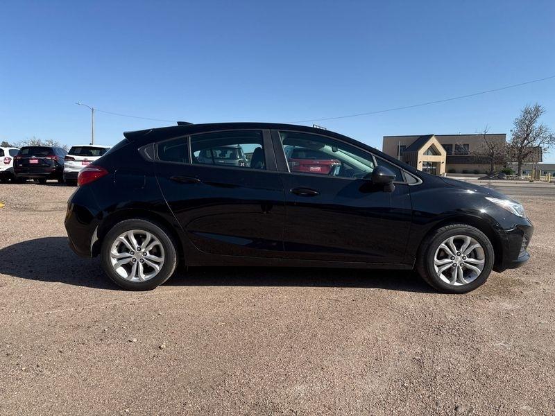 Chevrolet Cruze 4dr HB LS 2019