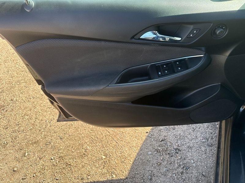 Chevrolet Cruze 4dr HB LS 2019
