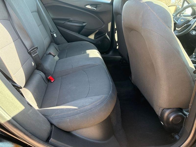 Chevrolet Cruze 4dr HB LS 2019