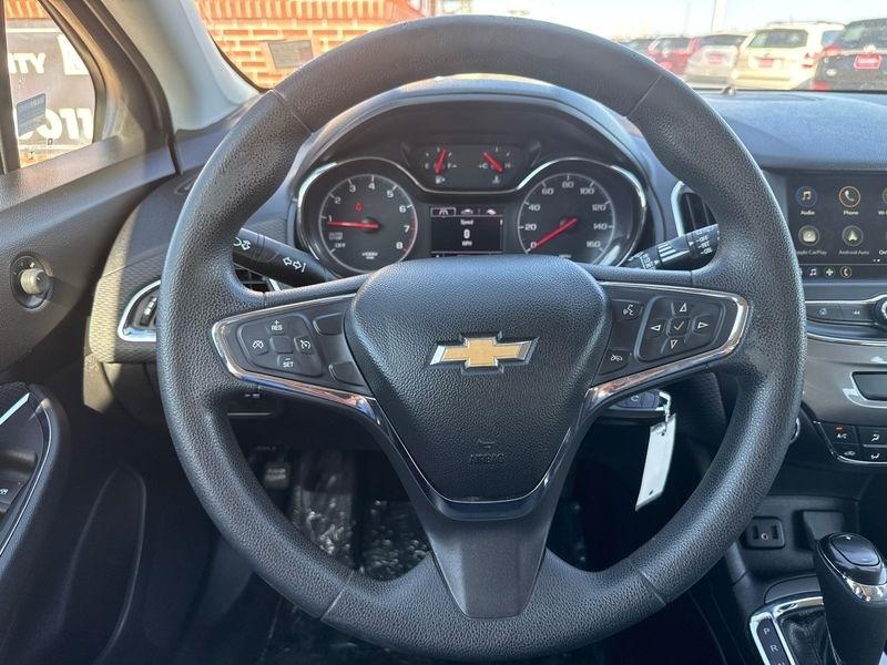 Chevrolet Cruze 4dr HB LS 2019