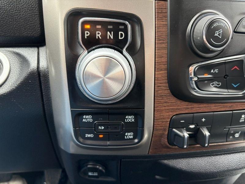 RAM 1500 Laramie 4x4 Crew Cab 5'7" Box 2018