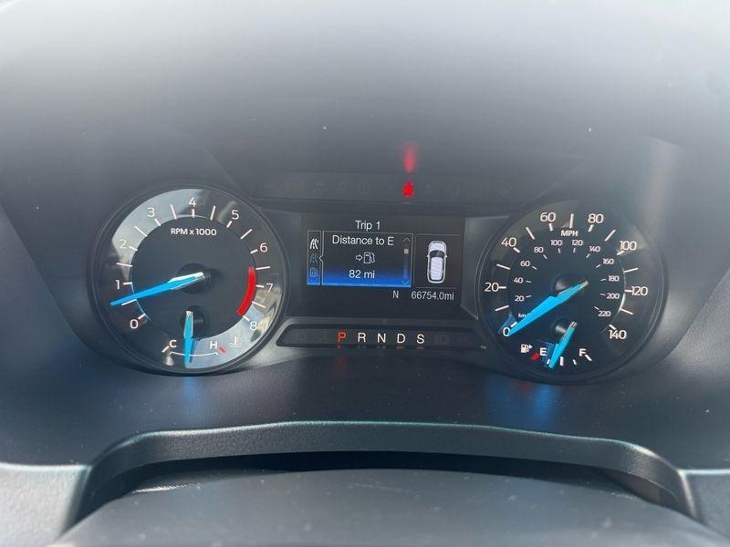 Ford Explorer Base 4WD 2017