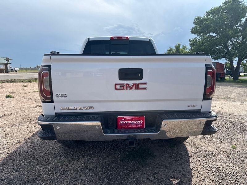 GMC Sierra 1500 4WD Crew Cab 143.5" SLT 2016
