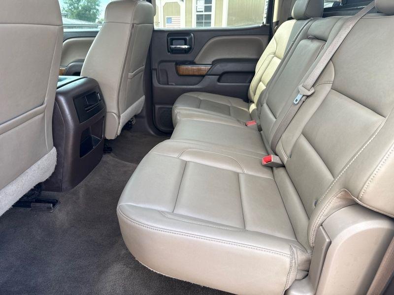GMC Sierra 1500 4WD Crew Cab 143.5" SLT 2016