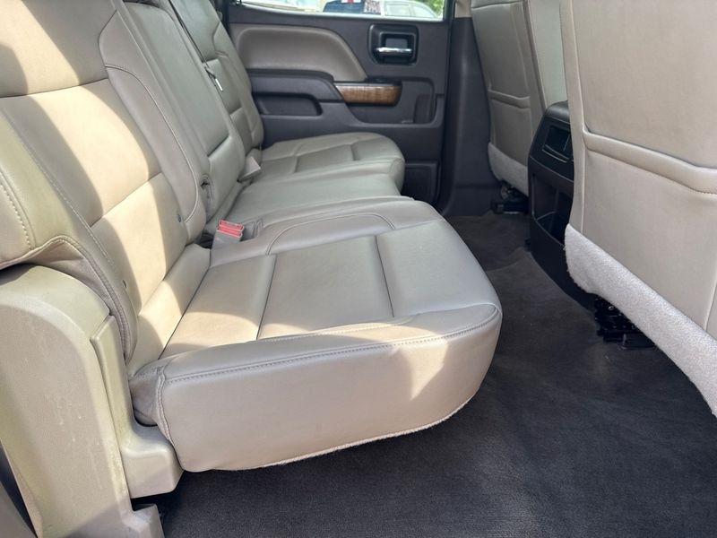 GMC Sierra 1500 4WD Crew Cab 143.5" SLT 2016