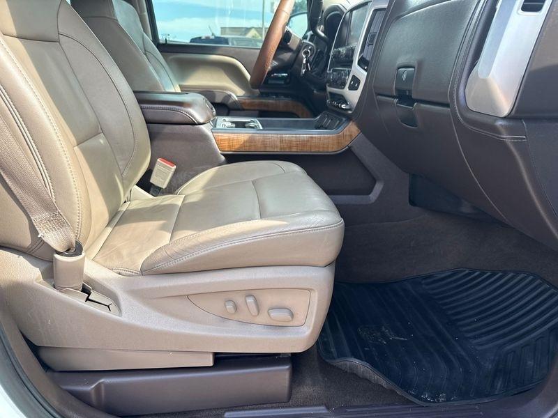 GMC Sierra 1500 4WD Crew Cab 143.5" SLT 2016