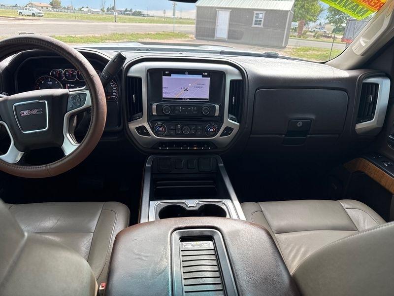 GMC Sierra 1500 4WD Crew Cab 143.5" SLT 2016