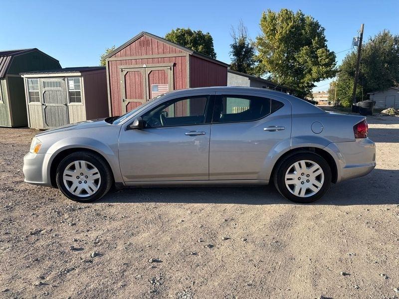 Dodge Avenger 4dr Sdn SE 2013