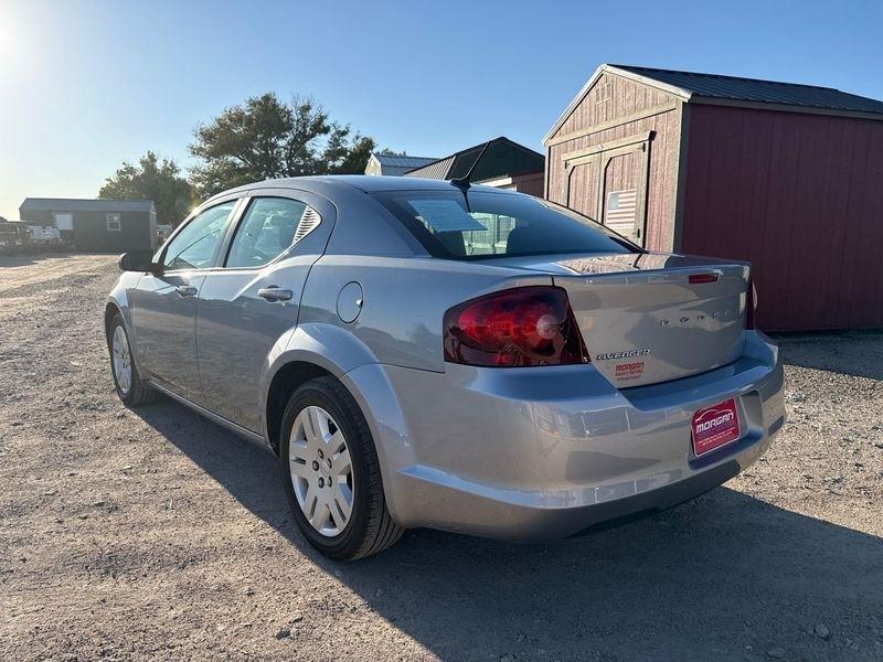 Dodge Avenger 4dr Sdn SE 2013