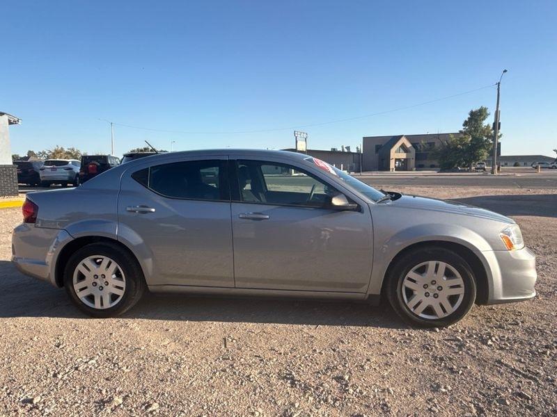 Dodge Avenger 4dr Sdn SE 2013