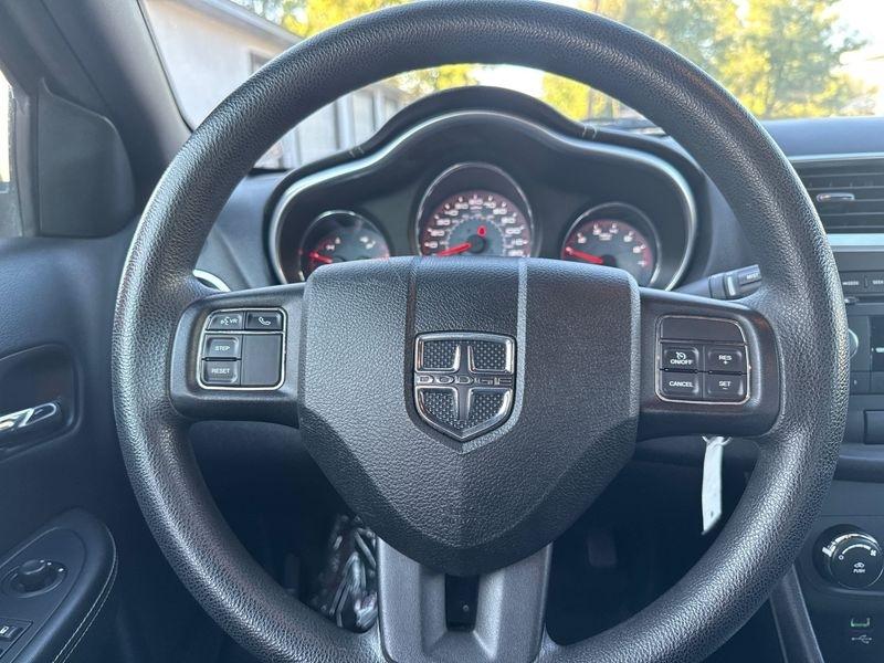 Dodge Avenger 4dr Sdn SE 2013