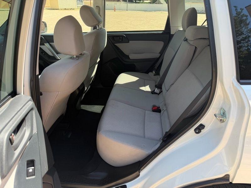 Subaru Forester 4dr CVT 2.5i Premium PZEV 2015