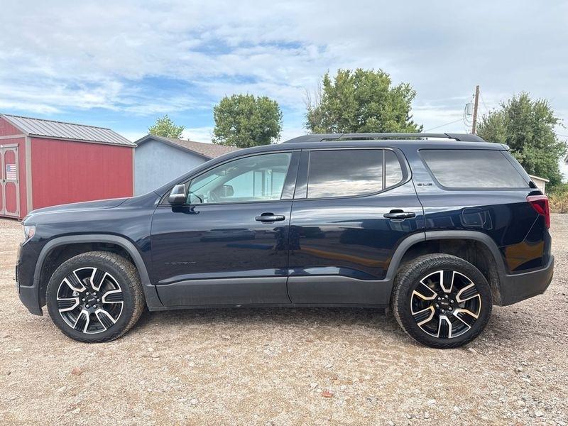 GMC Acadia AWD 4dr SLE 2021