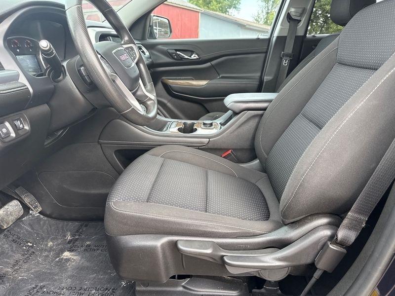 GMC Acadia AWD 4dr SLE 2021